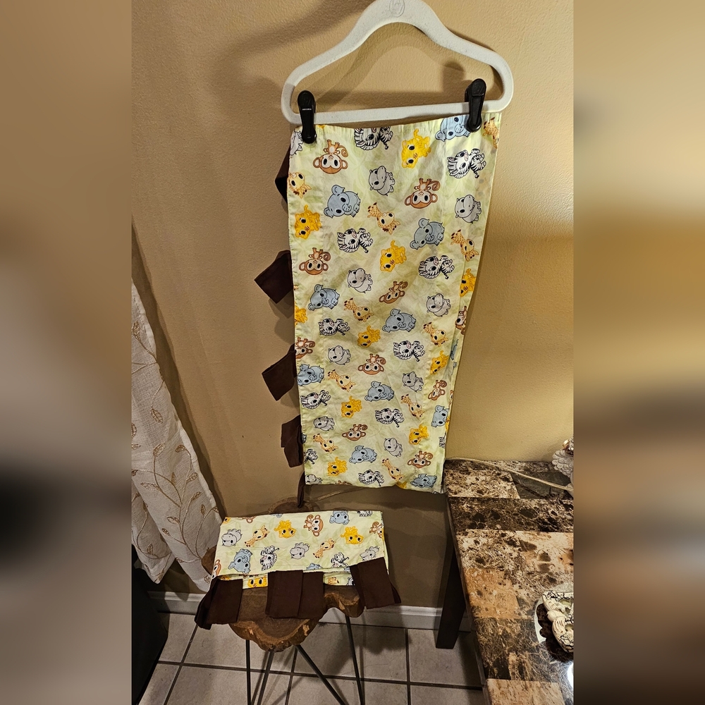 Trend Lab Animal Print Tab Curtain Set